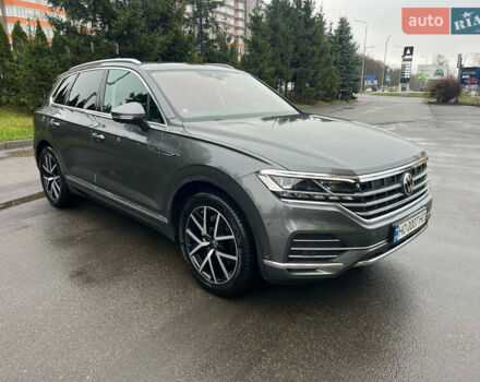 Серый Фольксваген Туарег, объемом двигателя 2.97 л и пробегом 120 тыс. км за 52500 $, фото 7 на Automoto.ua