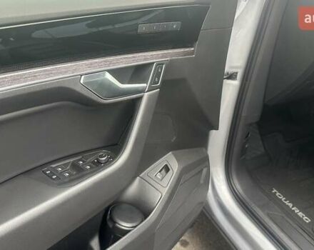 Сірий Фольксваген Туарег, об'ємом двигуна 3 л та пробігом 88 тис. км за 39726 $, фото 20 на Automoto.ua