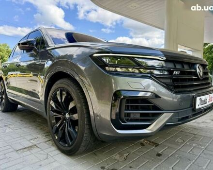 Сірий Фольксваген Туарег, об'ємом двигуна 3 л та пробігом 100 тис. км за 49500 $, фото 9 на Automoto.ua