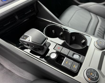 Серый Фольксваген Туарег, объемом двигателя 3 л и пробегом 62 тыс. км за 57950 $, фото 16 на Automoto.ua