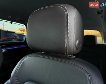 Серый Фольксваген Туарег, объемом двигателя 3 л и пробегом 135 тыс. км за 52999 $, фото 33 на Automoto.ua