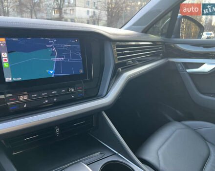 Серый Фольксваген Туарег, объемом двигателя 2.99 л и пробегом 88 тыс. км за 46800 $, фото 9 на Automoto.ua