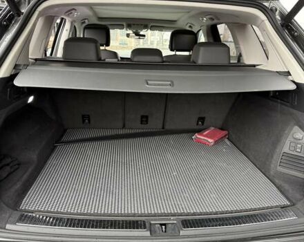 Серый Фольксваген Туарег, объемом двигателя 3.96 л и пробегом 185 тыс. км за 50100 $, фото 9 на Automoto.ua