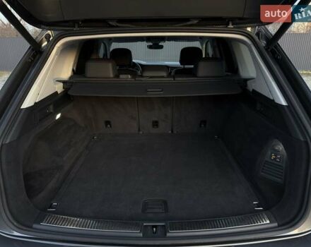 Серый Фольксваген Туарег, объемом двигателя 3 л и пробегом 135 тыс. км за 52999 $, фото 61 на Automoto.ua