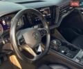 Серый Фольксваген Туарег, объемом двигателя 3 л и пробегом 115 тыс. км за 40500 $, фото 24 на Automoto.ua