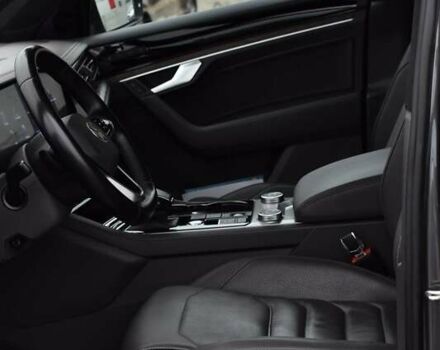 Сірий Фольксваген Туарег, об'ємом двигуна 2.99 л та пробігом 204 тис. км за 41999 $, фото 8 на Automoto.ua