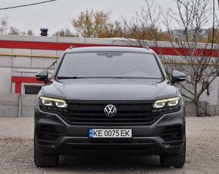 Сірий Фольксваген Туарег, об'ємом двигуна 2.99 л та пробігом 204 тис. км за 41999 $, фото 5 на Automoto.ua