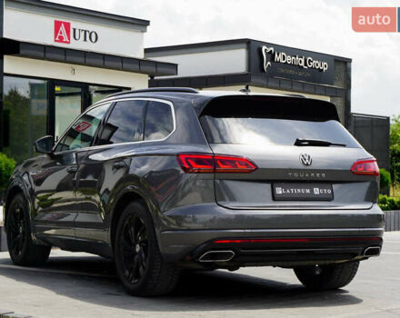 Серый Фольксваген Туарег, объемом двигателя 3 л и пробегом 160 тыс. км за 51500 $, фото 16 на Automoto.ua