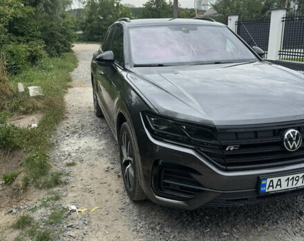 Серый Фольксваген Туарег, объемом двигателя 2.97 л и пробегом 108 тыс. км за 57800 $, фото 8 на Automoto.ua