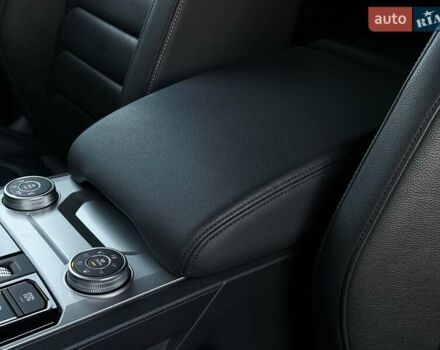 Серый Фольксваген Туарег, объемом двигателя 3 л и пробегом 135 тыс. км за 52999 $, фото 50 на Automoto.ua