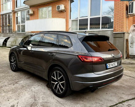 Серый Фольксваген Туарег, объемом двигателя 2.97 л и пробегом 125 тыс. км за 46800 $, фото 8 на Automoto.ua