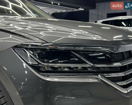 Фольксваген Туарег 2020 у Чернівцях на Automoto.ua Сірий Фольксваген Туарег, об'ємом двигуна 3 л та пробігом 90 тис. км за 50500 $, фото 6 на Automoto.ua