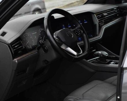 Сірий Фольксваген Туарег, об'ємом двигуна 3 л та пробігом 204 тис. км за 41999 $, фото 6 на Automoto.ua