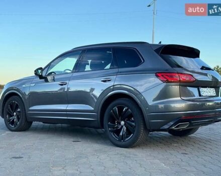 Сірий Фольксваген Туарег, об'ємом двигуна 2.97 л та пробігом 199 тис. км за 59999 $, фото 4 на Automoto.ua