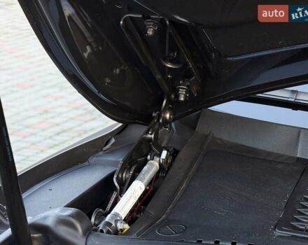 Серый Фольксваген Туарег, объемом двигателя 3 л и пробегом 135 тыс. км за 52999 $, фото 102 на Automoto.ua