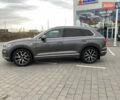 Сірий Фольксваген Туарег, об'ємом двигуна 2.97 л та пробігом 110 тис. км за 56000 $, фото 2 на Automoto.ua