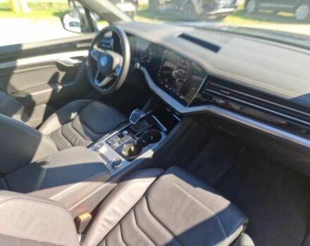 Серый Фольксваген Туарег, объемом двигателя 3 л и пробегом 19 тыс. км за 31000 $, фото 7 на Automoto.ua