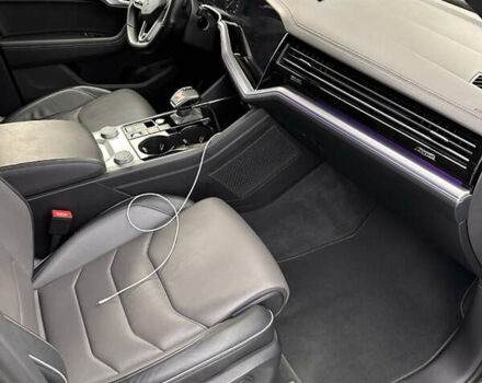 Сірий Фольксваген Туарег, об'ємом двигуна 2.97 л та пробігом 135 тис. км за 55000 $, фото 6 на Automoto.ua