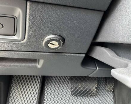 Серый Фольксваген Туарег, объемом двигателя 2.97 л и пробегом 86 тыс. км за 58000 $, фото 20 на Automoto.ua