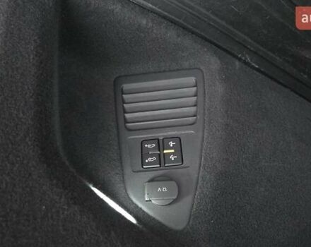 Серый Фольксваген Туарег, объемом двигателя 2.99 л и пробегом 90 тыс. км за 54500 $, фото 45 на Automoto.ua