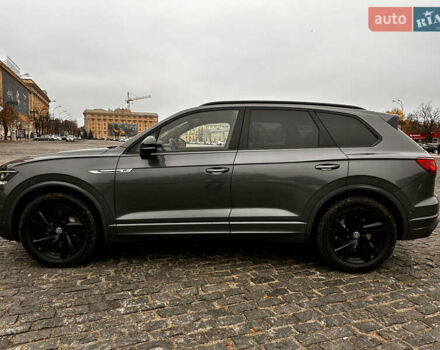 Серый Фольксваген Туарег, объемом двигателя 3 л и пробегом 90 тыс. км за 53500 $, фото 9 на Automoto.ua