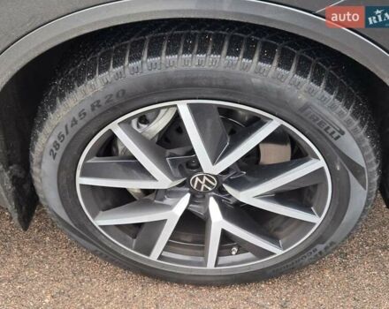 Серый Фольксваген Туарег, объемом двигателя 4 л и пробегом 196 тыс. км за 75900 $, фото 18 на Automoto.ua