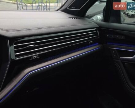 Серый Фольксваген Туарег, объемом двигателя 4 л и пробегом 196 тыс. км за 75900 $, фото 31 на Automoto.ua