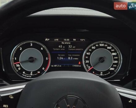 Серый Фольксваген Туарег, объемом двигателя 3 л и пробегом 120 тыс. км за 50300 $, фото 23 на Automoto.ua