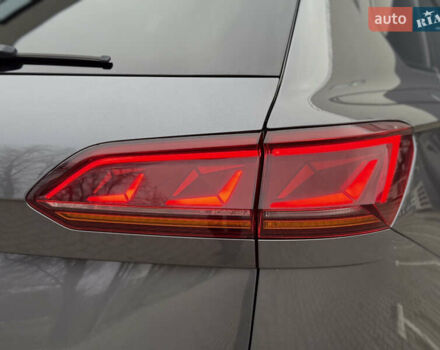 Серый Фольксваген Туарег, объемом двигателя 2.97 л и пробегом 160 тыс. км за 53700 $, фото 6 на Automoto.ua