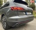 Сірий Фольксваген Туарег, об'ємом двигуна 2.97 л та пробігом 85 тис. км за 49700 $, фото 25 на Automoto.ua