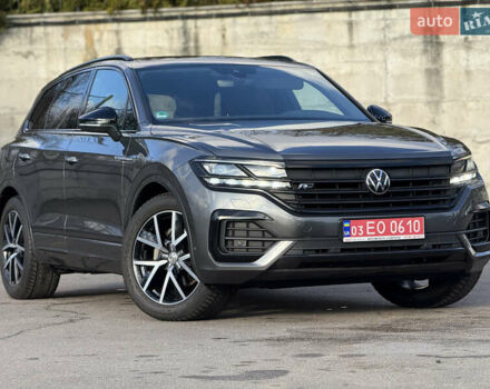 Сірий Фольксваген Туарег, об'ємом двигуна 3 л та пробігом 175 тис. км за 53999 $, фото 27 на Automoto.ua