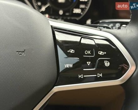 Серый Фольксваген Туарег, объемом двигателя 2.97 л и пробегом 79 тыс. км за 57900 $, фото 40 на Automoto.ua