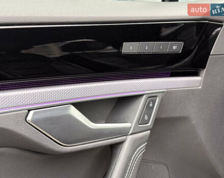 Серый Фольксваген Туарег, объемом двигателя 2.97 л и пробегом 160 тыс. км за 53700 $, фото 21 на Automoto.ua