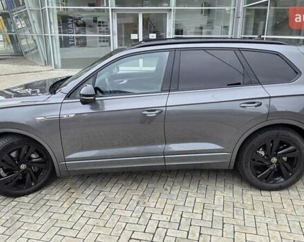 Серый Фольксваген Туарег, объемом двигателя 2.99 л и пробегом 90 тыс. км за 54500 $, фото 23 на Automoto.ua