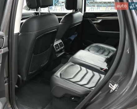 Серый Фольксваген Туарег, объемом двигателя 3 л и пробегом 120 тыс. км за 50300 $, фото 11 на Automoto.ua