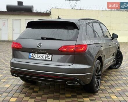 Серый Фольксваген Туарег, объемом двигателя 2.97 л и пробегом 79 тыс. км за 57900 $, фото 9 на Automoto.ua