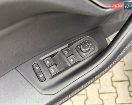 Серый Фольксваген Туарег, объемом двигателя 2.97 л и пробегом 160 тыс. км за 53700 $, фото 19 на Automoto.ua