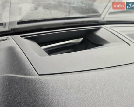 Серый Фольксваген Туарег, объемом двигателя 4 л и пробегом 196 тыс. км за 75900 $, фото 36 на Automoto.ua