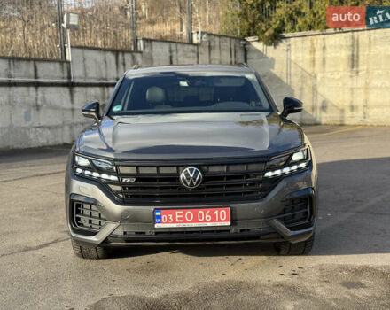 Сірий Фольксваген Туарег, об'ємом двигуна 3 л та пробігом 175 тис. км за 53999 $, фото 23 на Automoto.ua