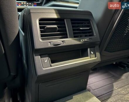 Серый Фольксваген Туарег, объемом двигателя 3 л и пробегом 41 тыс. км за 46900 $, фото 11 на Automoto.ua