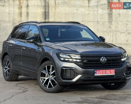 Сірий Фольксваген Туарег, об'ємом двигуна 3 л та пробігом 175 тис. км за 53999 $, фото 26 на Automoto.ua