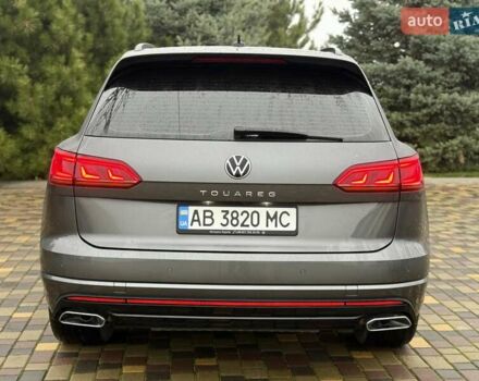 Серый Фольксваген Туарег, объемом двигателя 2.97 л и пробегом 79 тыс. км за 57900 $, фото 7 на Automoto.ua