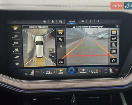 Серый Фольксваген Туарег, объемом двигателя 4 л и пробегом 196 тыс. км за 75900 $, фото 29 на Automoto.ua