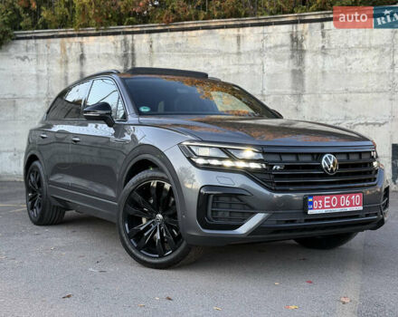 Серый Фольксваген Туарег, объемом двигателя 3 л и пробегом 175 тыс. км за 53999 $, фото 8 на Automoto.ua