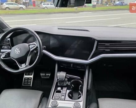 Серый Фольксваген Туарег, объемом двигателя 2.99 л и пробегом 90 тыс. км за 54500 $, фото 56 на Automoto.ua