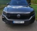 Сірий Фольксваген Туарег, об'ємом двигуна 4 л та пробігом 178 тис. км за 55000 $, фото 1 на Automoto.ua