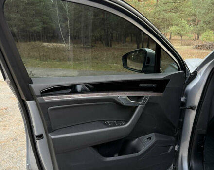 Серый Фольксваген Туарег, объемом двигателя 3 л и пробегом 56 тыс. км за 46900 $, фото 12 на Automoto.ua