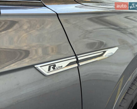 Серый Фольксваген Туарег, объемом двигателя 3 л и пробегом 175 тыс. км за 53999 $, фото 29 на Automoto.ua