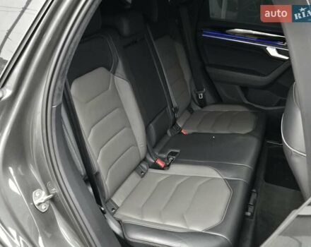 Серый Фольксваген Туарег, объемом двигателя 4 л и пробегом 196 тыс. км за 75900 $, фото 14 на Automoto.ua