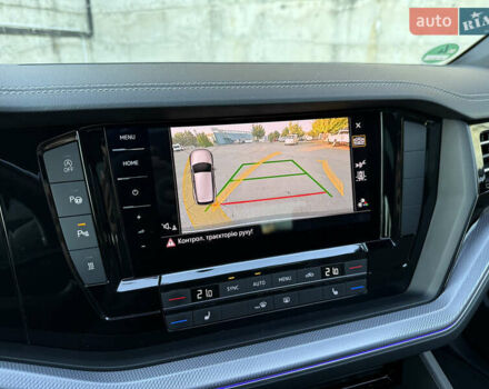 Сірий Фольксваген Туарег, об'ємом двигуна 3 л та пробігом 175 тис. км за 53999 $, фото 90 на Automoto.ua